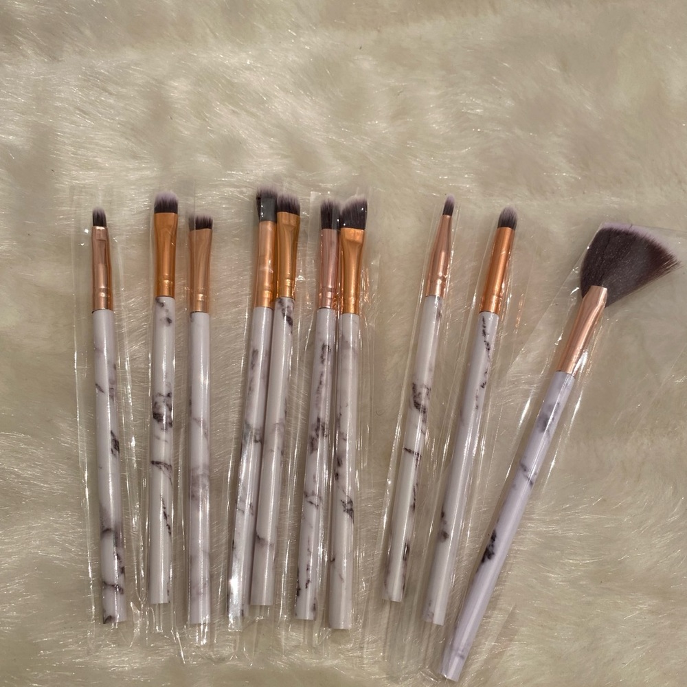 Multi Piece Complete Makeup Brush Sst